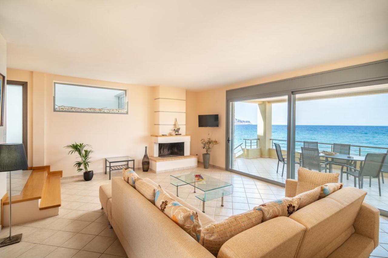 Spacious Beachfront Maisonettes With Stunning Views & A Private Beach Monemvasía Екстериор снимка