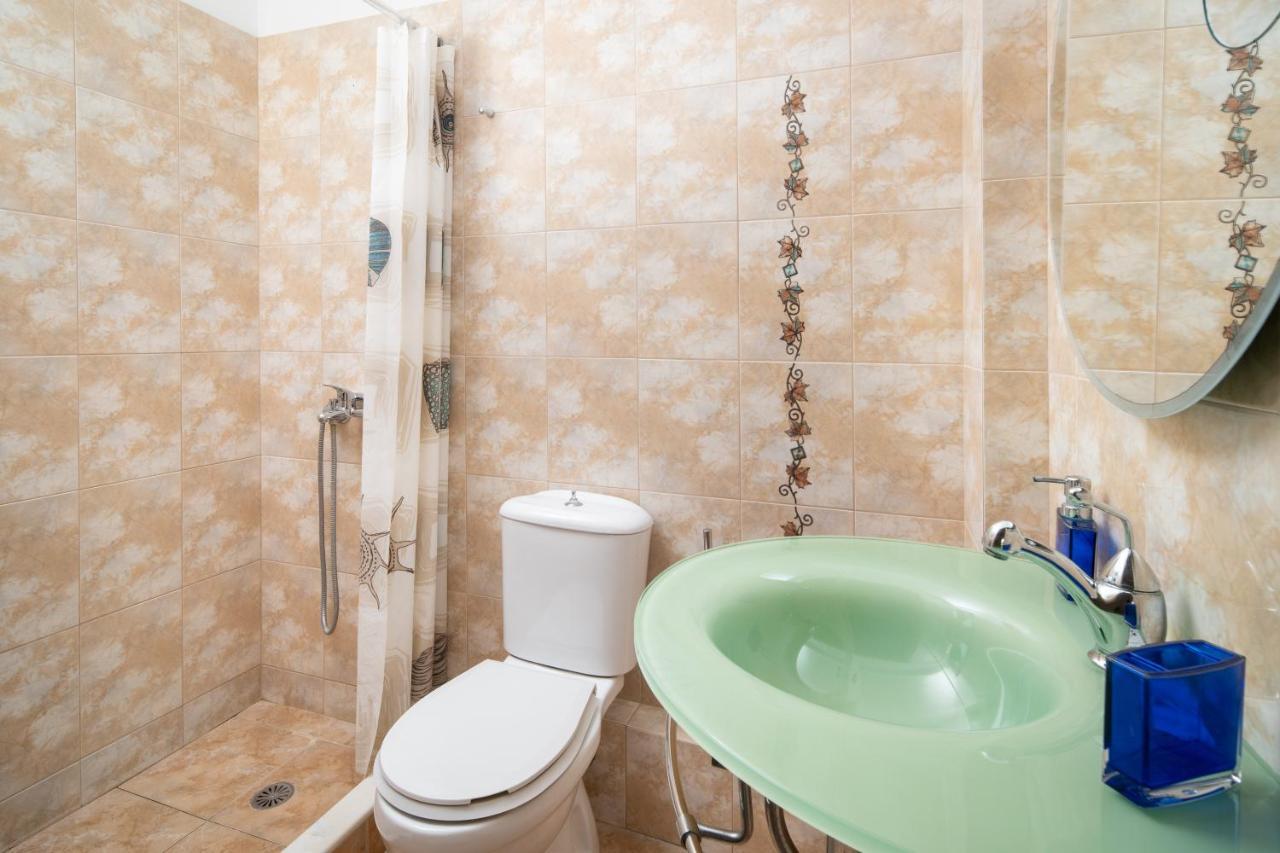 Spacious Beachfront Maisonettes With Stunning Views & A Private Beach Monemvasía Екстериор снимка