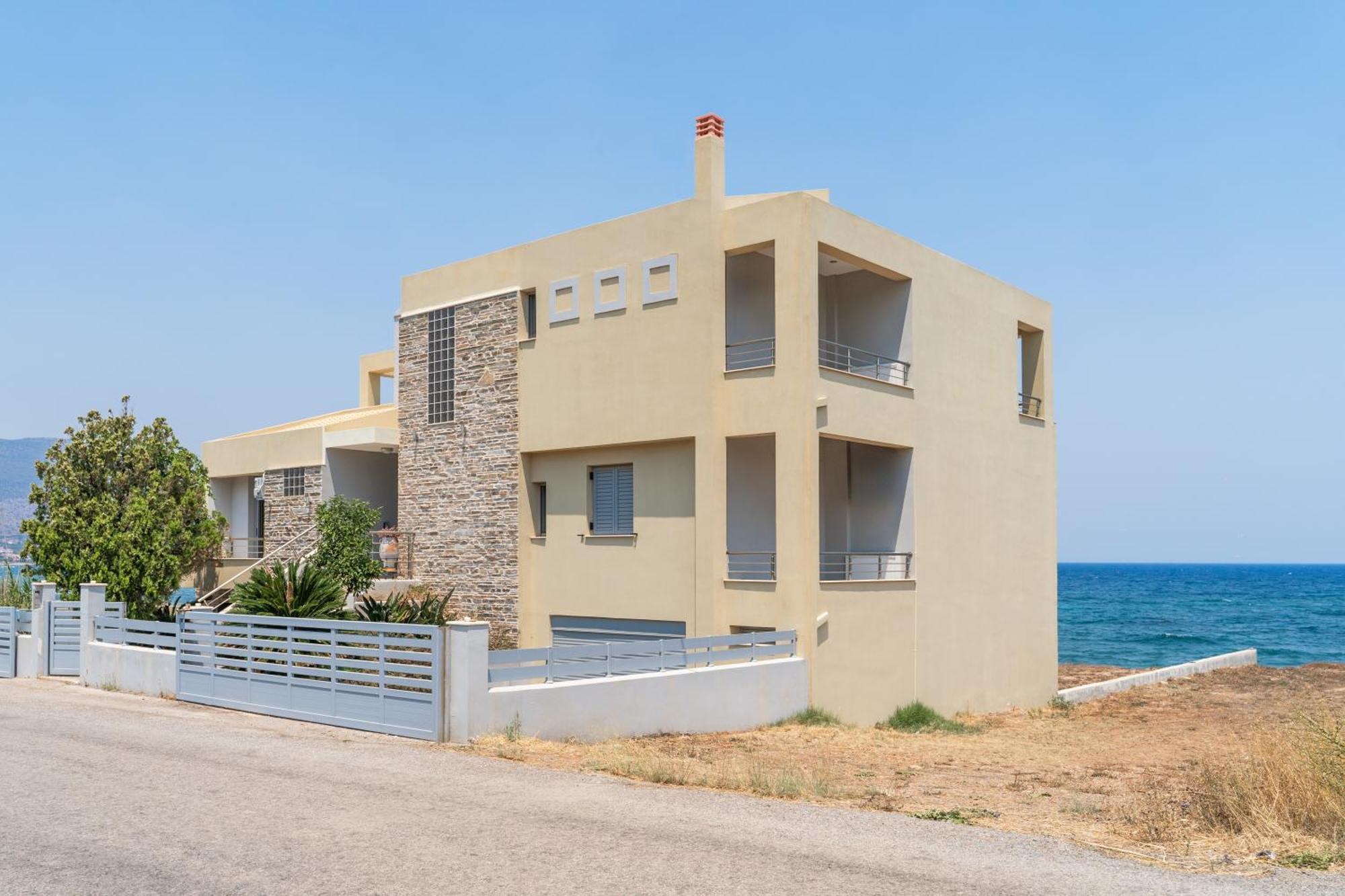 Spacious Beachfront Maisonettes With Stunning Views & A Private Beach Monemvasía Екстериор снимка